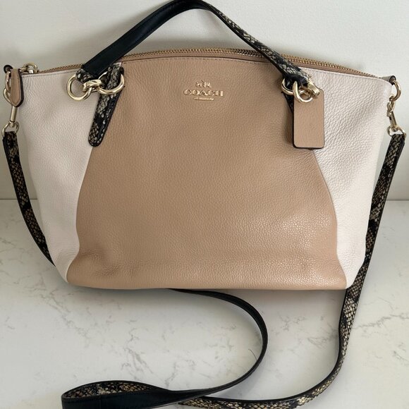 Coach Small Kelsey Leather Bag - Picture 7 of 12